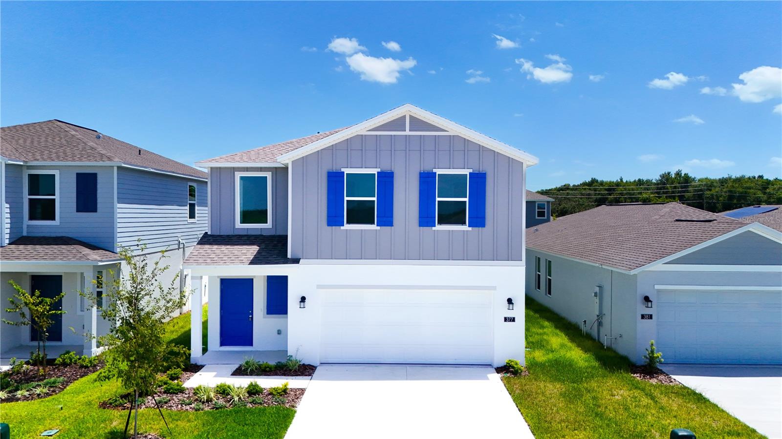 Beautiful Brand new home ready for you and your family , 4 bedrooms 2.5 baths and a loft , quartz counter tops and 42"cabinets washer and dryer included . Call us now