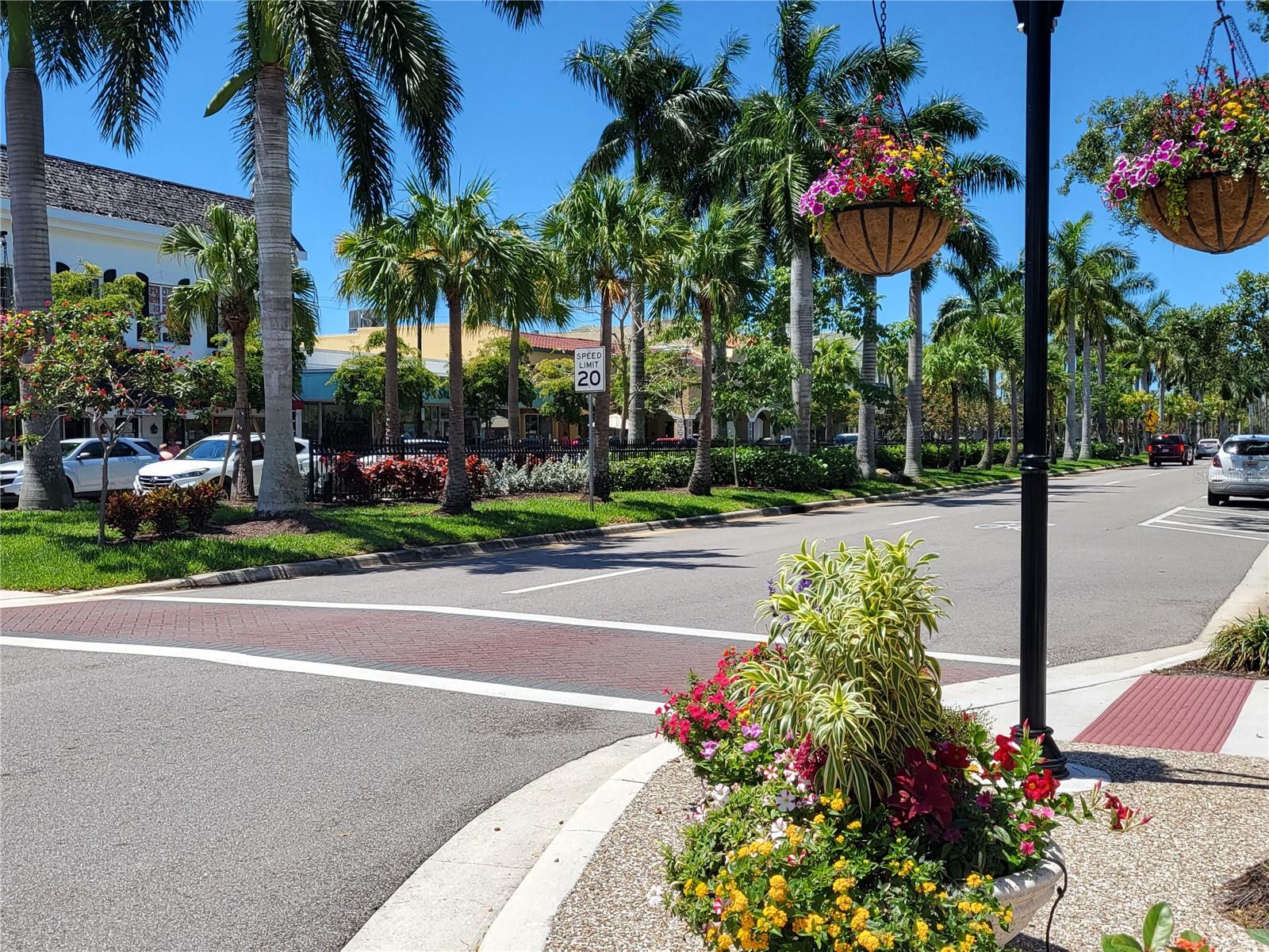 VENICE ISLE - Residential