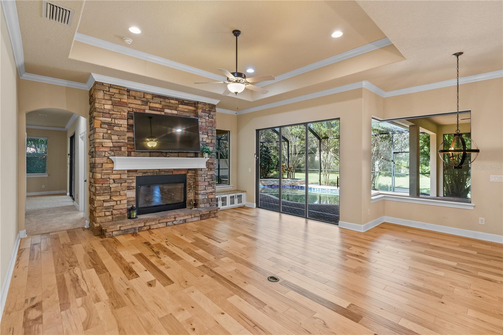 MAJESTIC OAKS REP - Residential