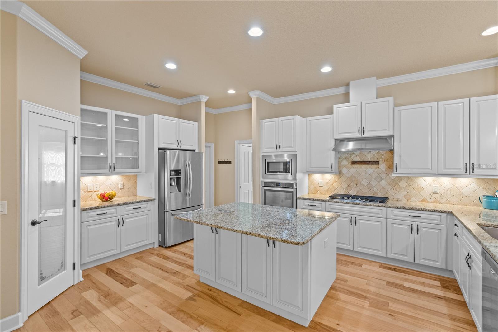 MAJESTIC OAKS REP - Residential