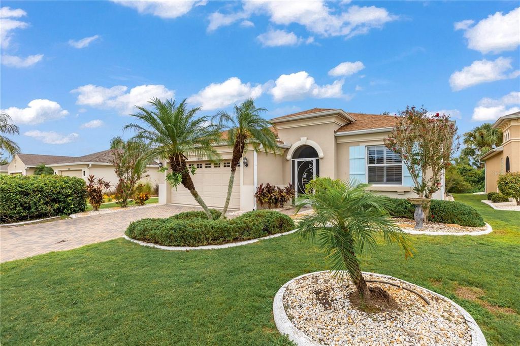 Photo of 1004 Regal Manor Way, Sun City Center, FL 33573 (MLS # A4663639)