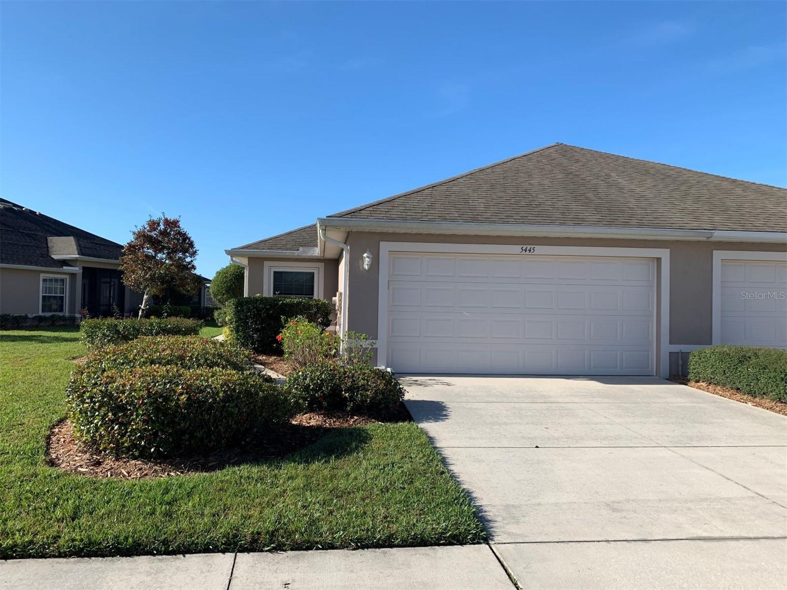 3 bedroom, 2 bath, 2 car garage Villa located in the gated community of Sabal Trace. Home features a screened lanai, interior laundry, tile in kitchen and bathrooms, carpet in bedrooms. Conveniently located within minutes of interstate 75, schools, and shopping.The community has a clubhouse with a fitness room, game room, social area, large, heated pool and sun deck.