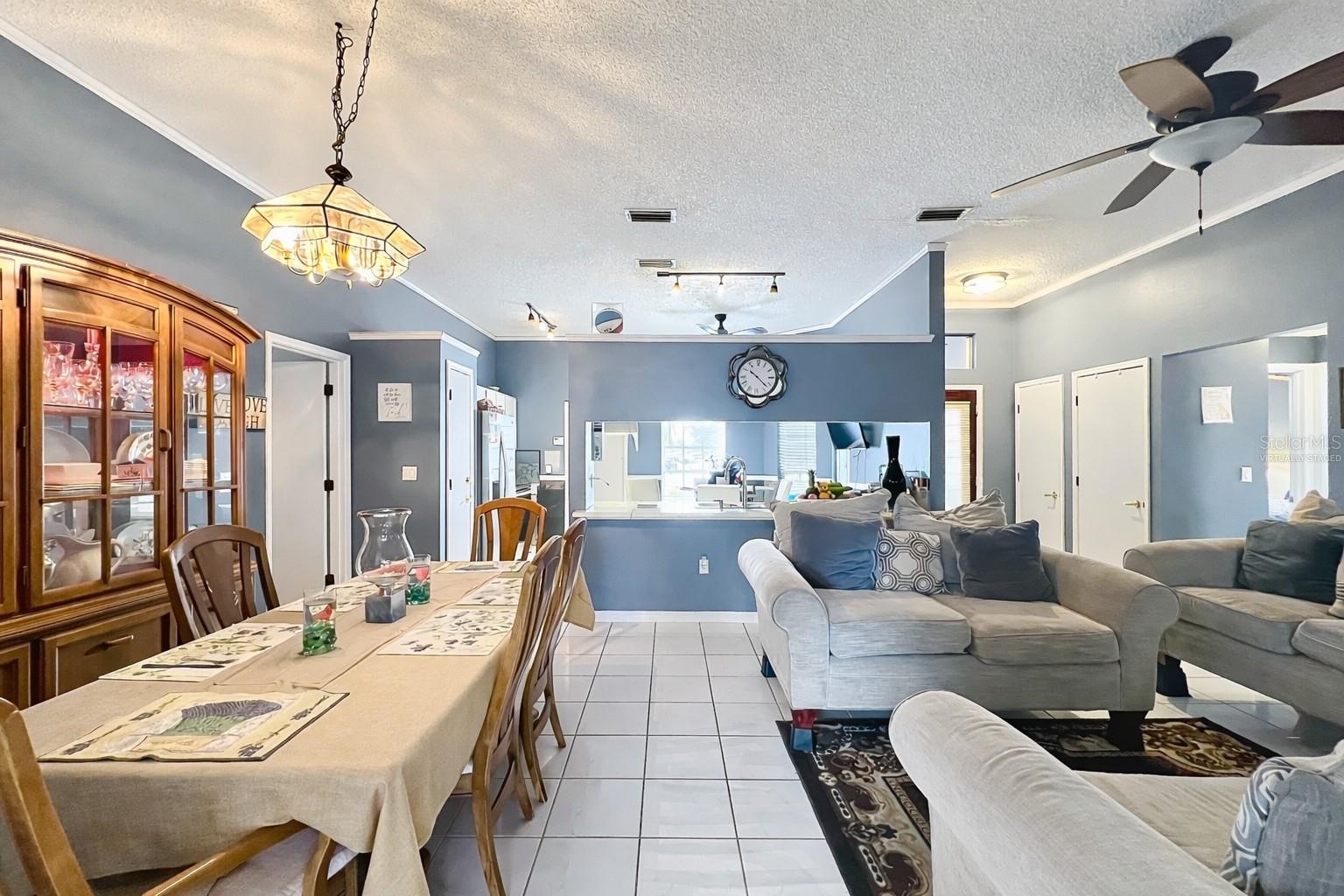 SOUTHCHASE - Residential