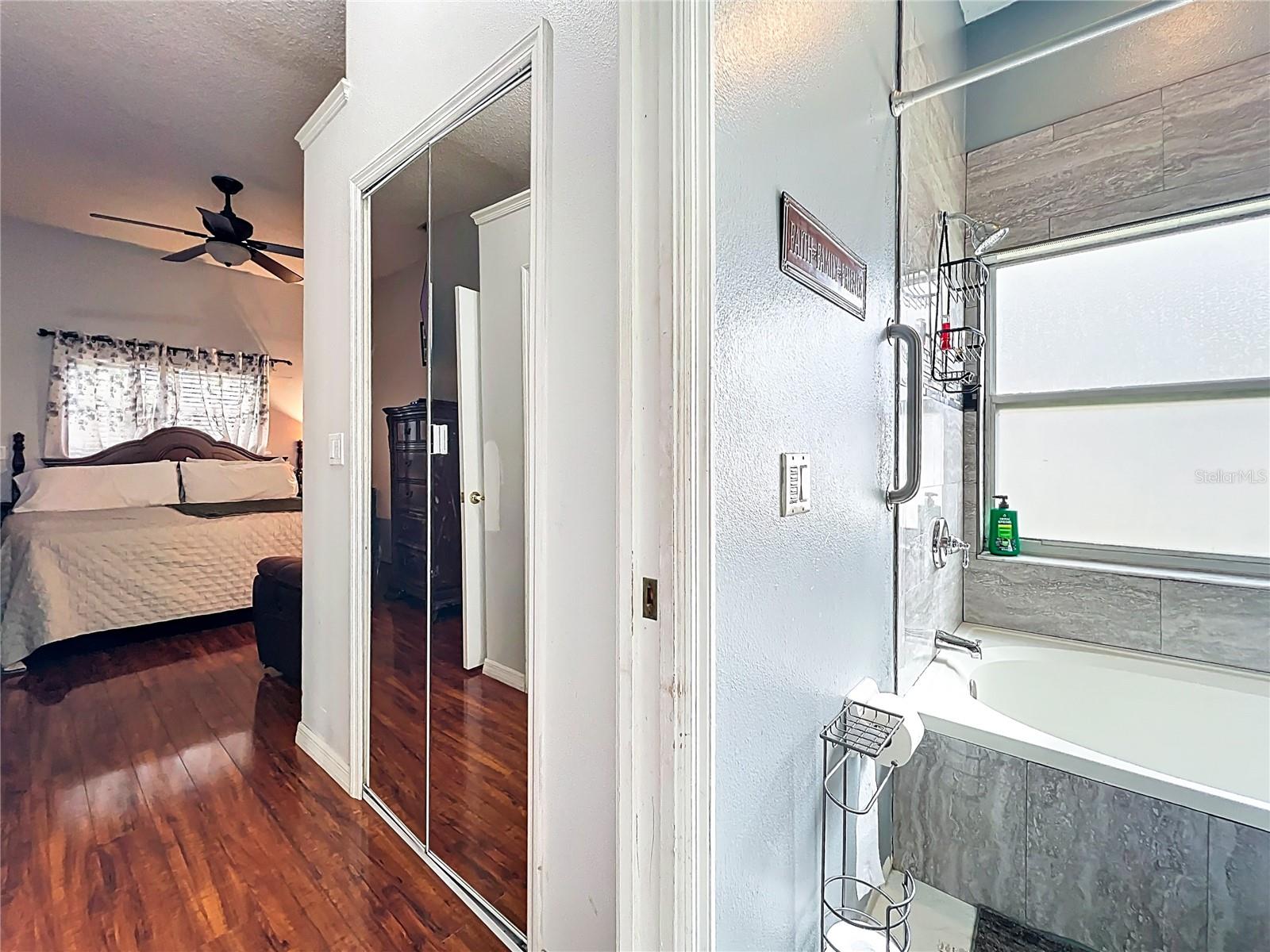 SOUTHCHASE - Residential