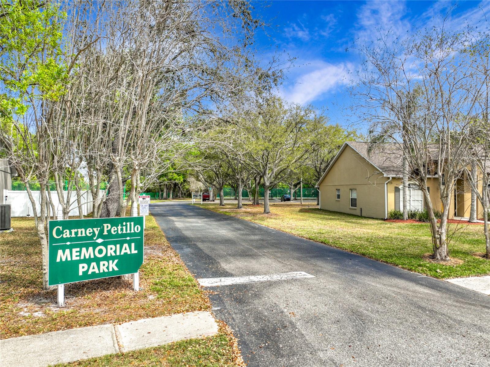 SOUTHCHASE - Residential