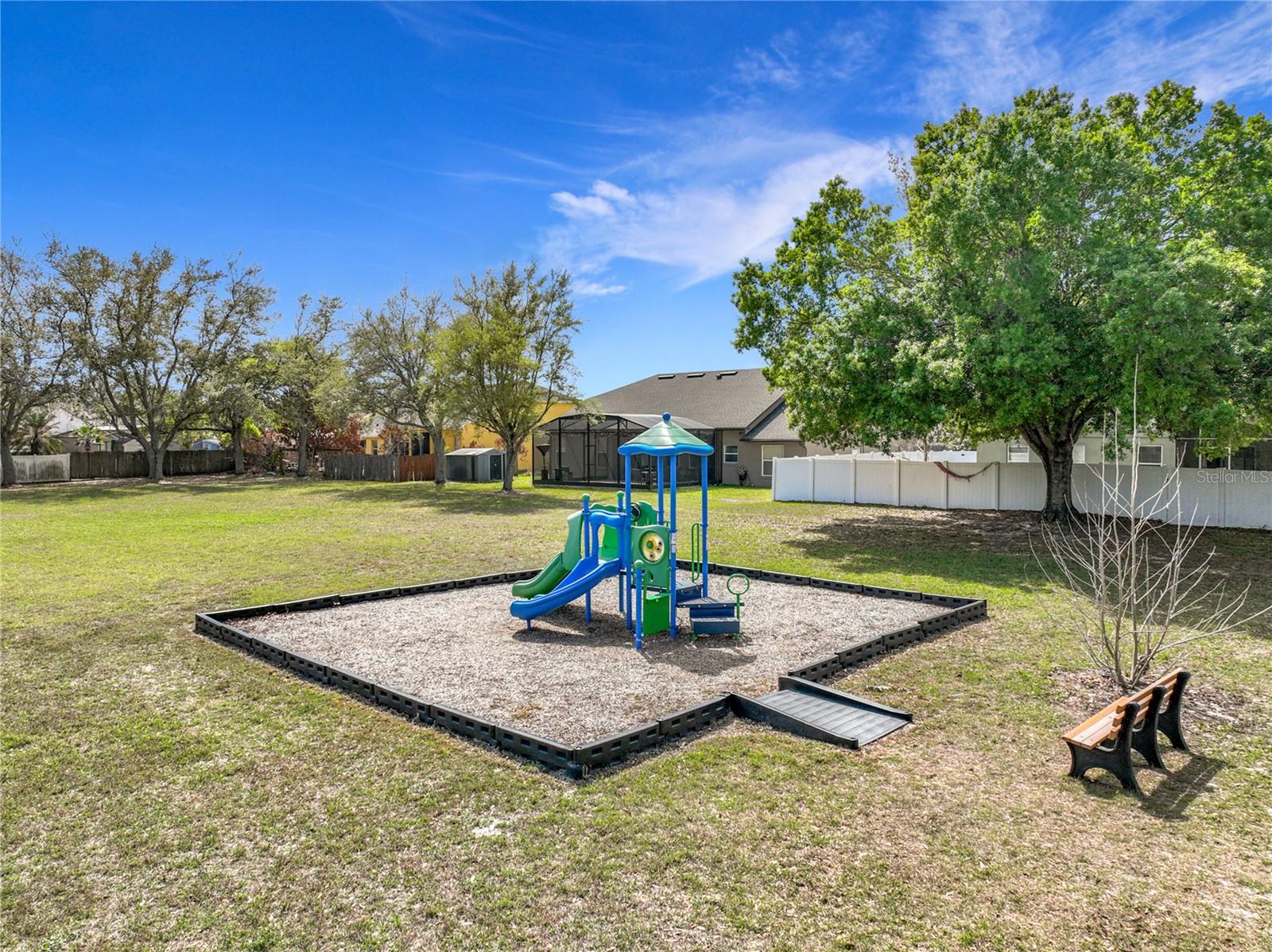 SOUTHCHASE - Residential