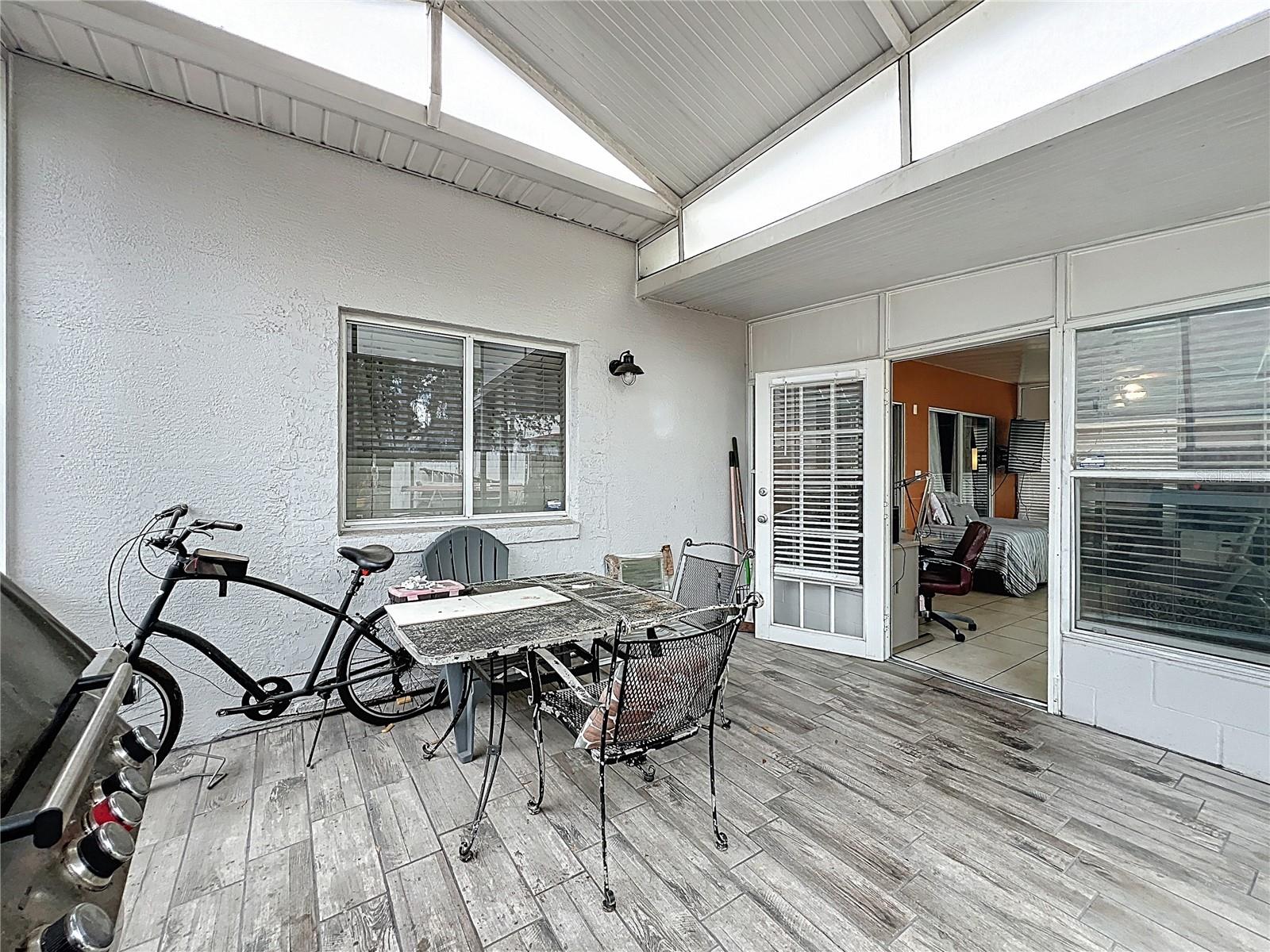 SOUTHCHASE - Residential