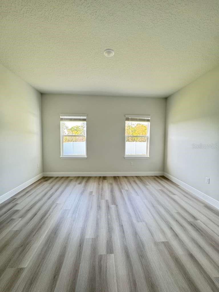 MARION OAKS UN 11 - Residential Lease