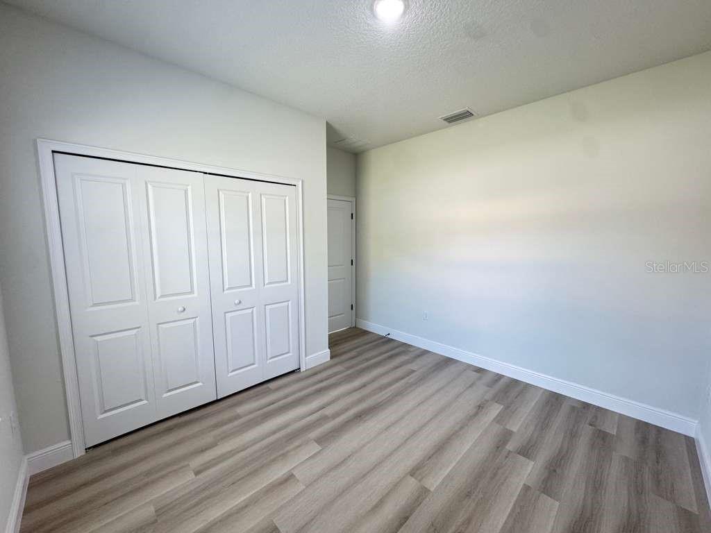 MARION OAKS UN 11 - Residential Lease