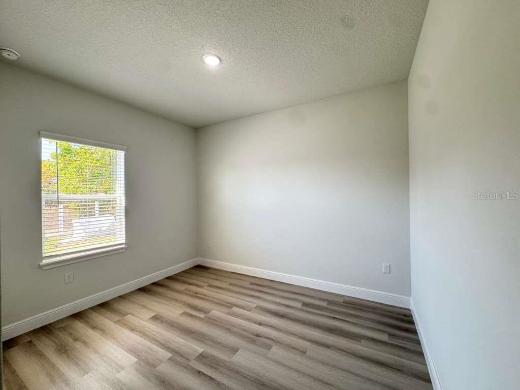 MARION OAKS UN 11 - Residential Lease