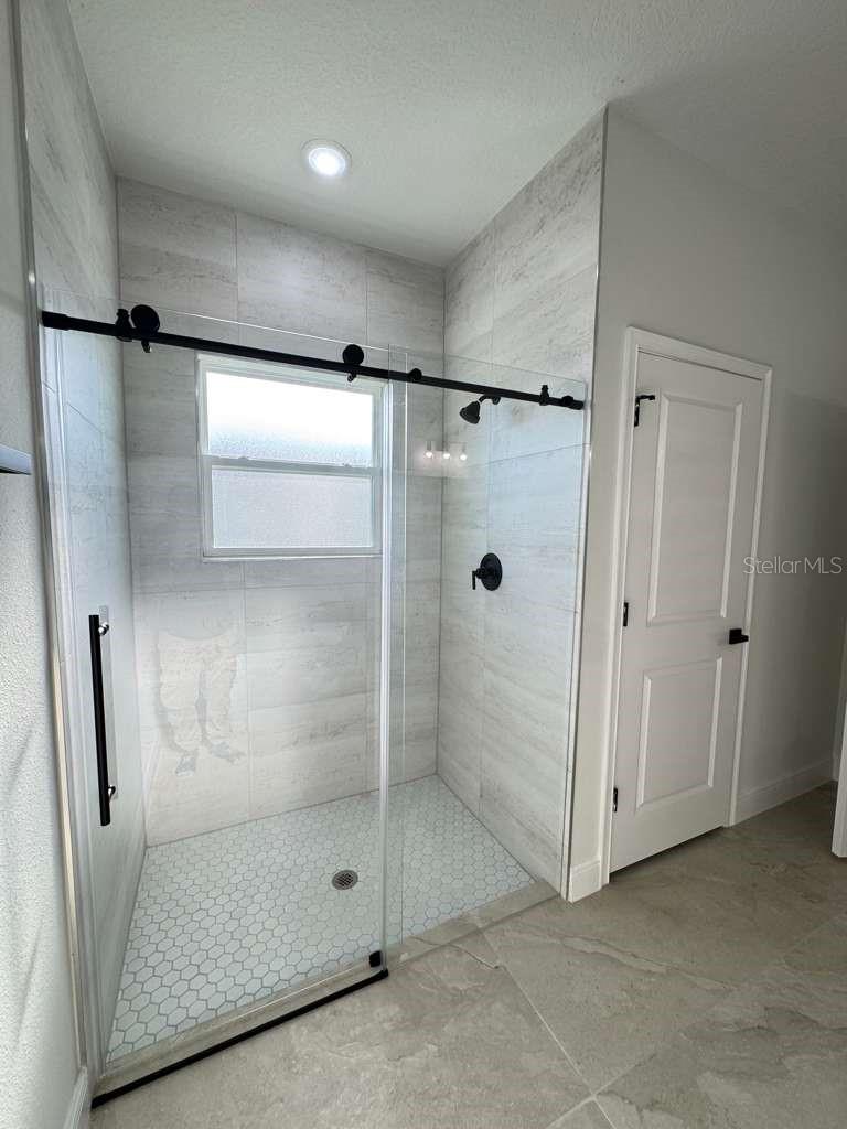 MARION OAKS UN 11 - Residential Lease