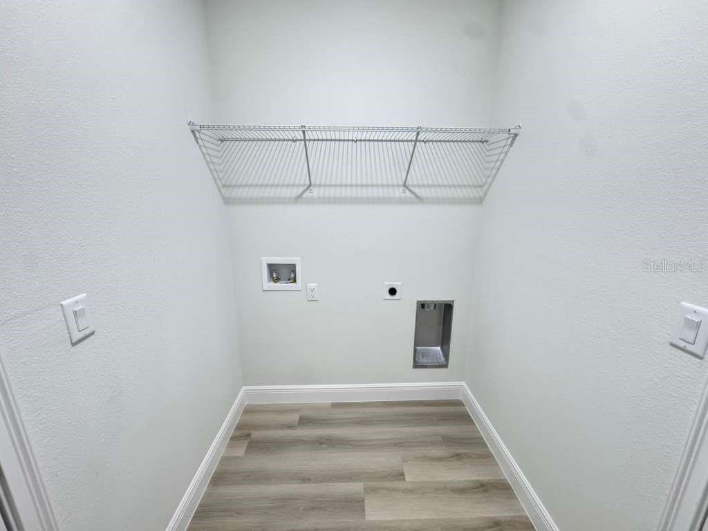 MARION OAKS UN 11 - Residential Lease