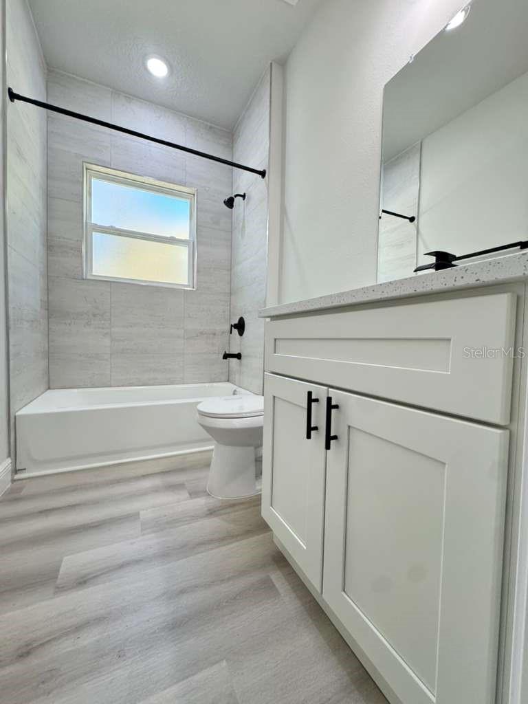 MARION OAKS UN 11 - Residential Lease