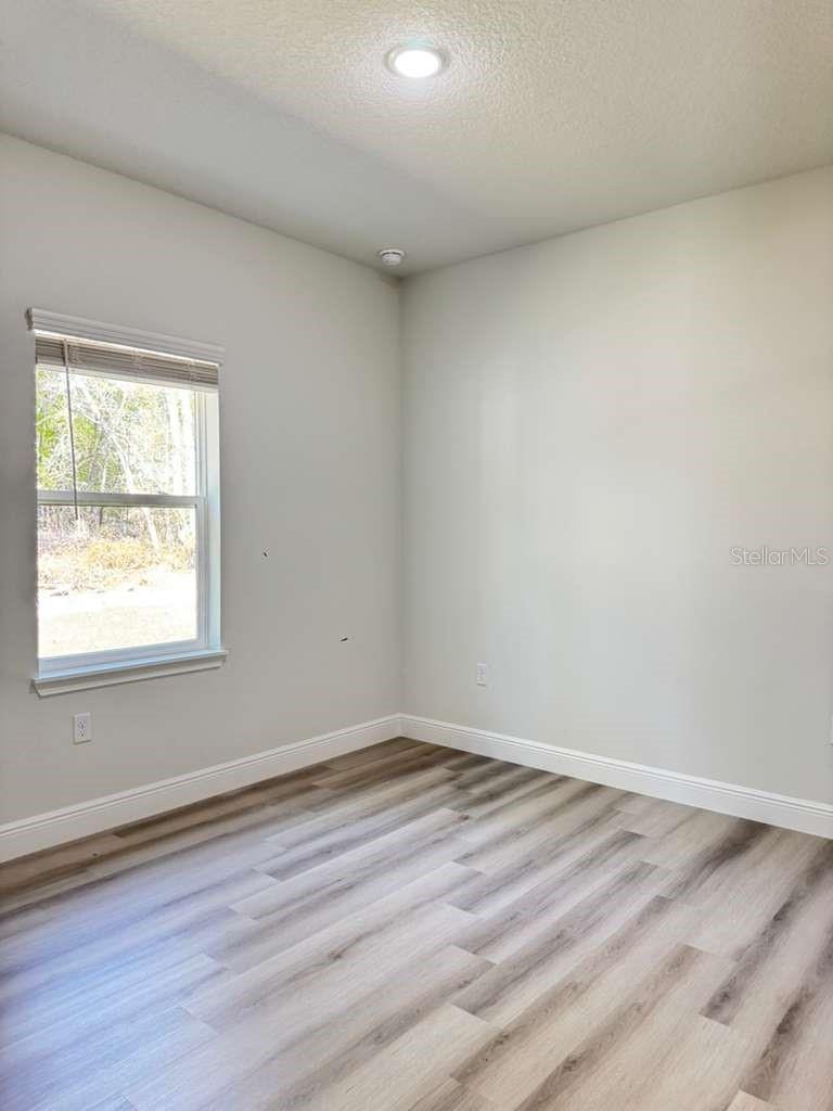 MARION OAKS UN 11 - Residential Lease