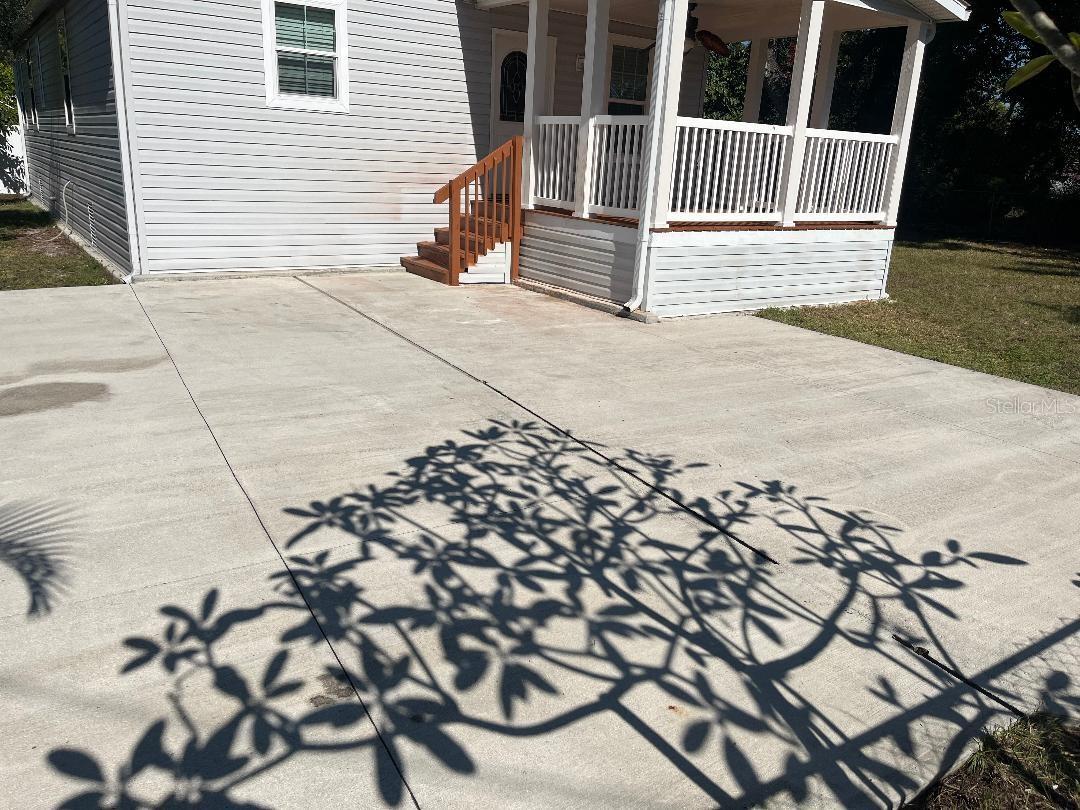 HIGHLAND PARK - Residential Lease