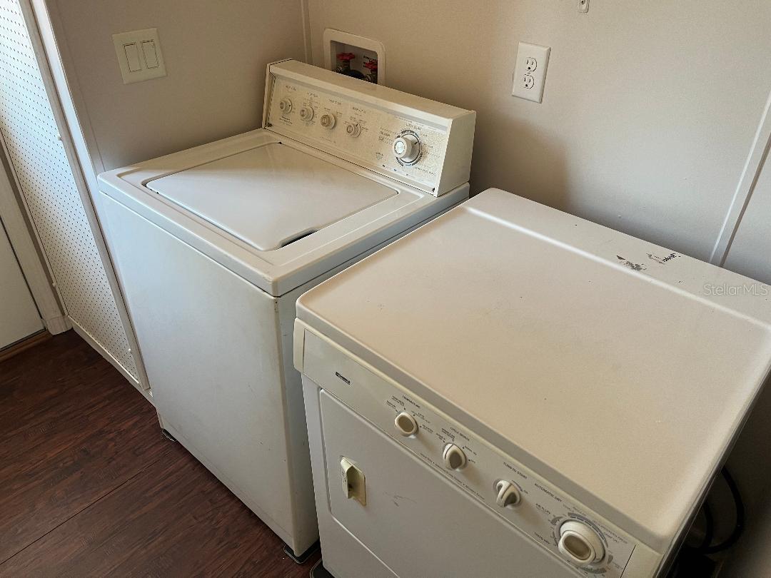 HIGHLAND PARK - Residential Lease