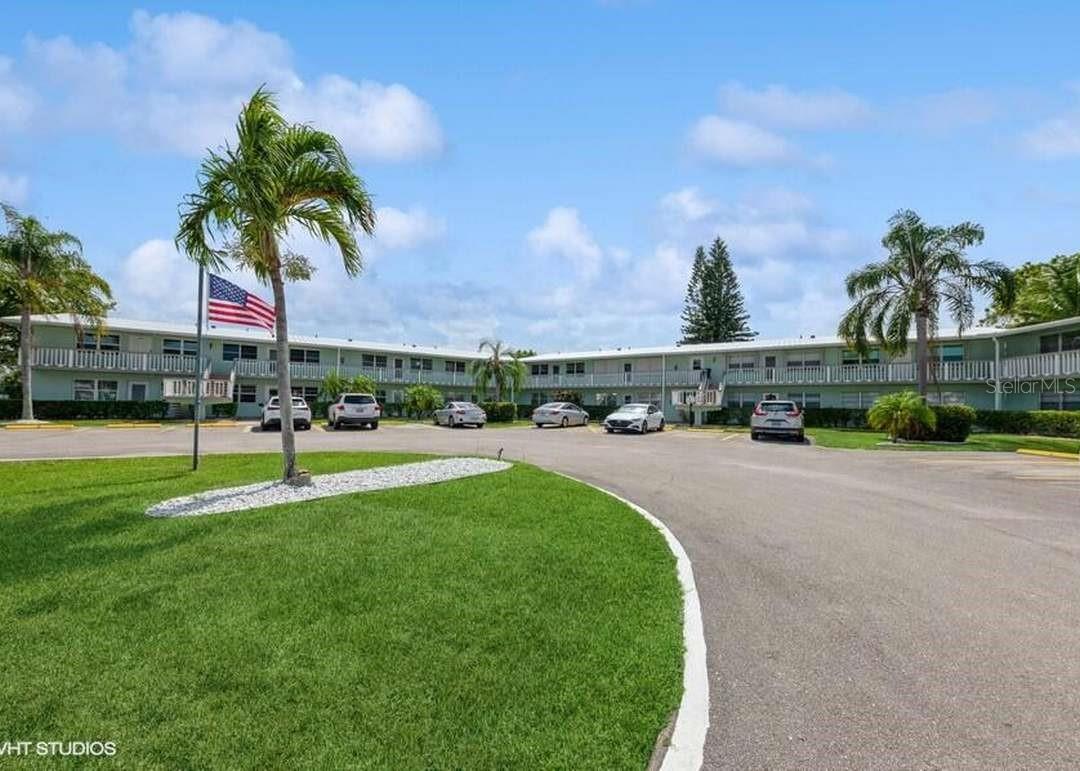 BERKSHIRE A THRU K CONDOS - Residential