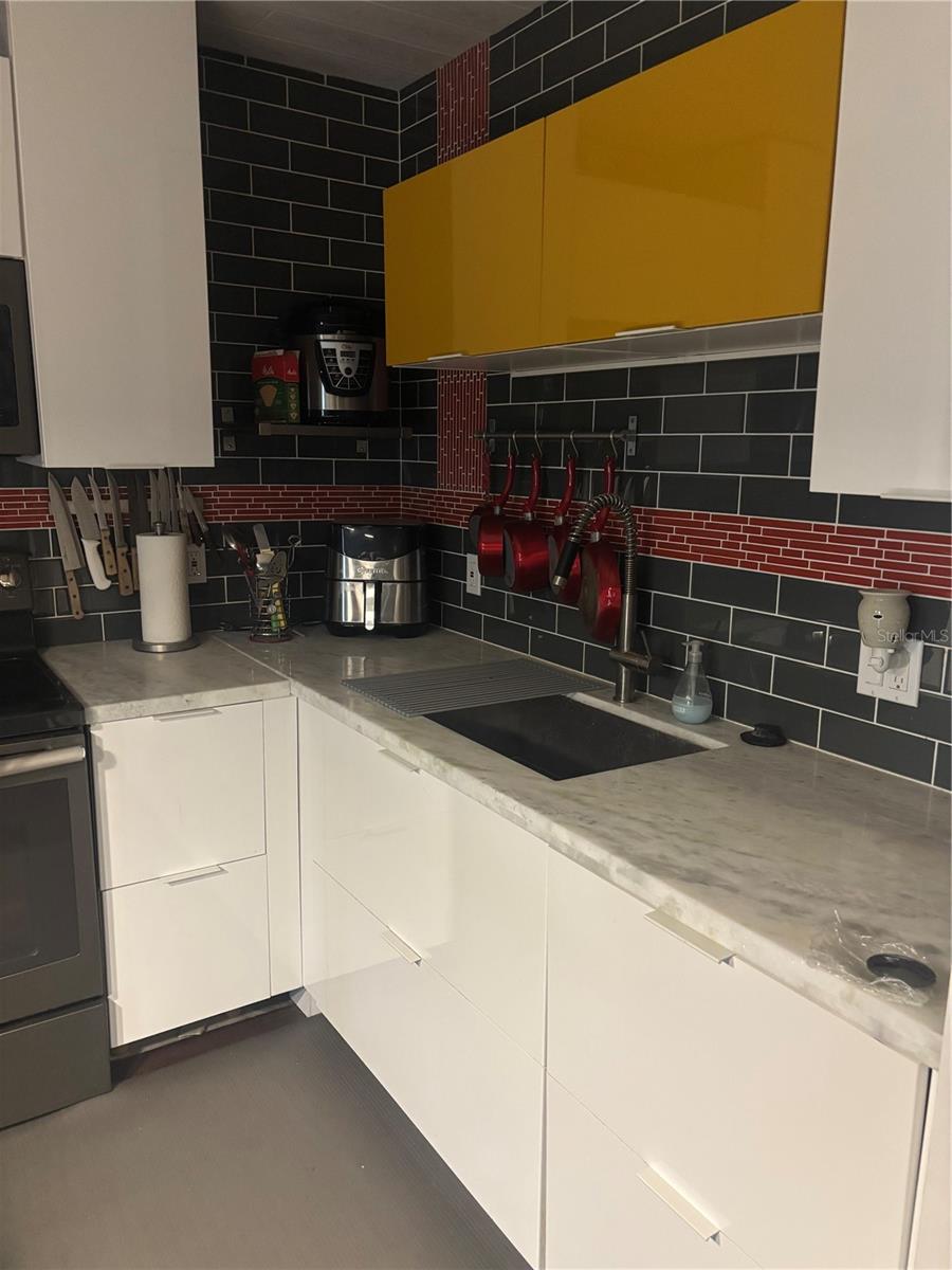 BERKSHIRE A THRU K CONDOS - Residential