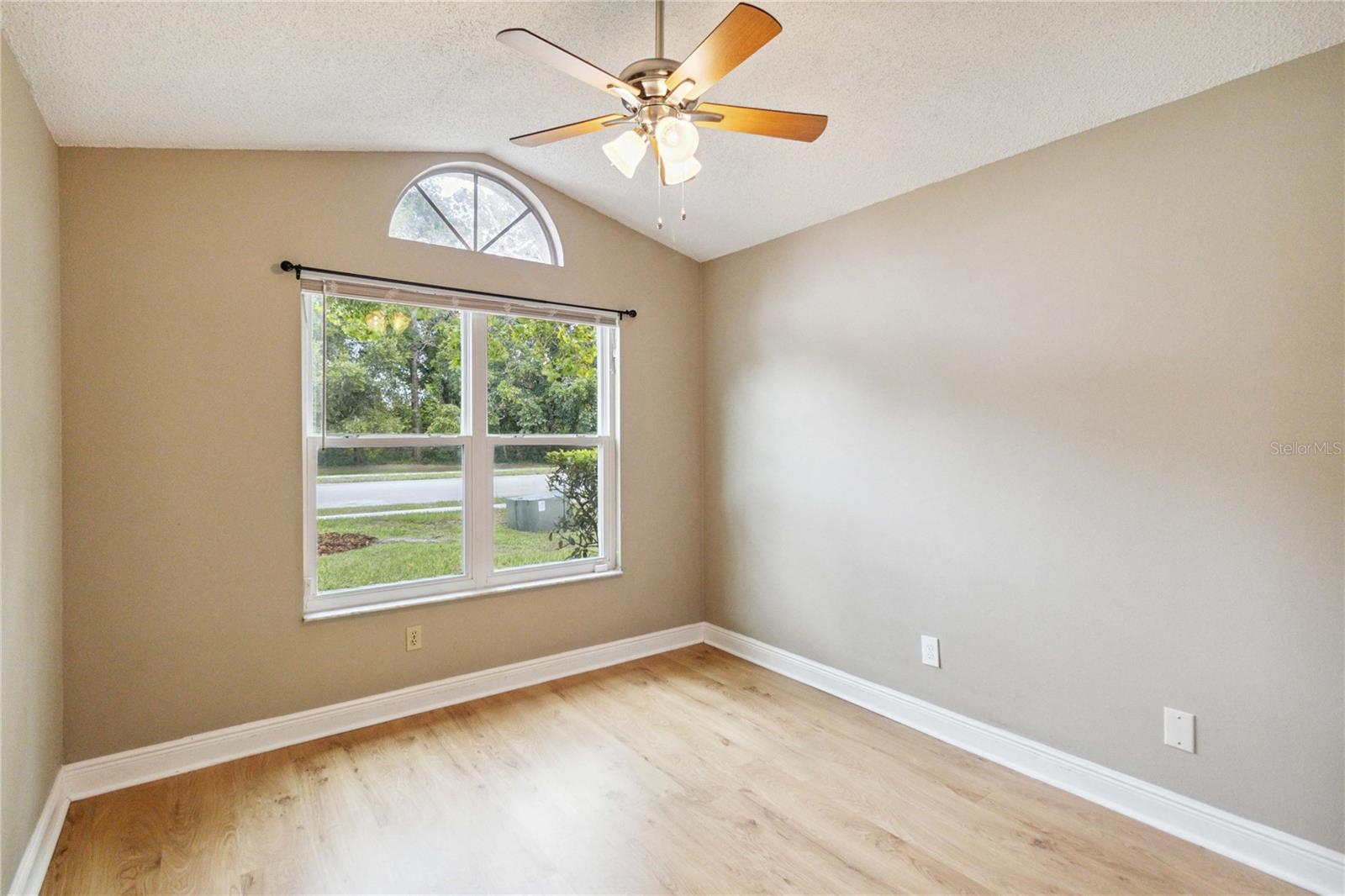 RESERVE AT THE CROSSINGS PH 2 - Residential