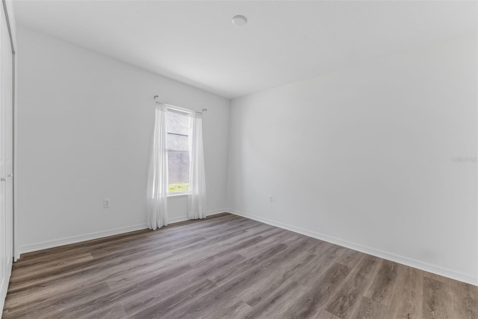 VENETIAN AT BAY PARK - Residential