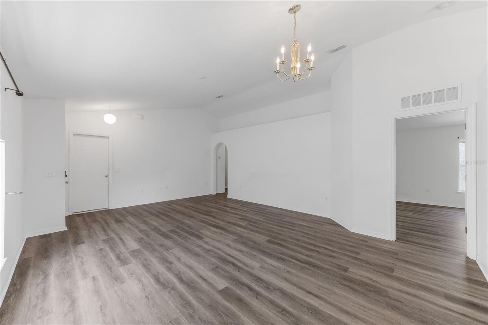 VENETIAN AT BAY PARK - Residential