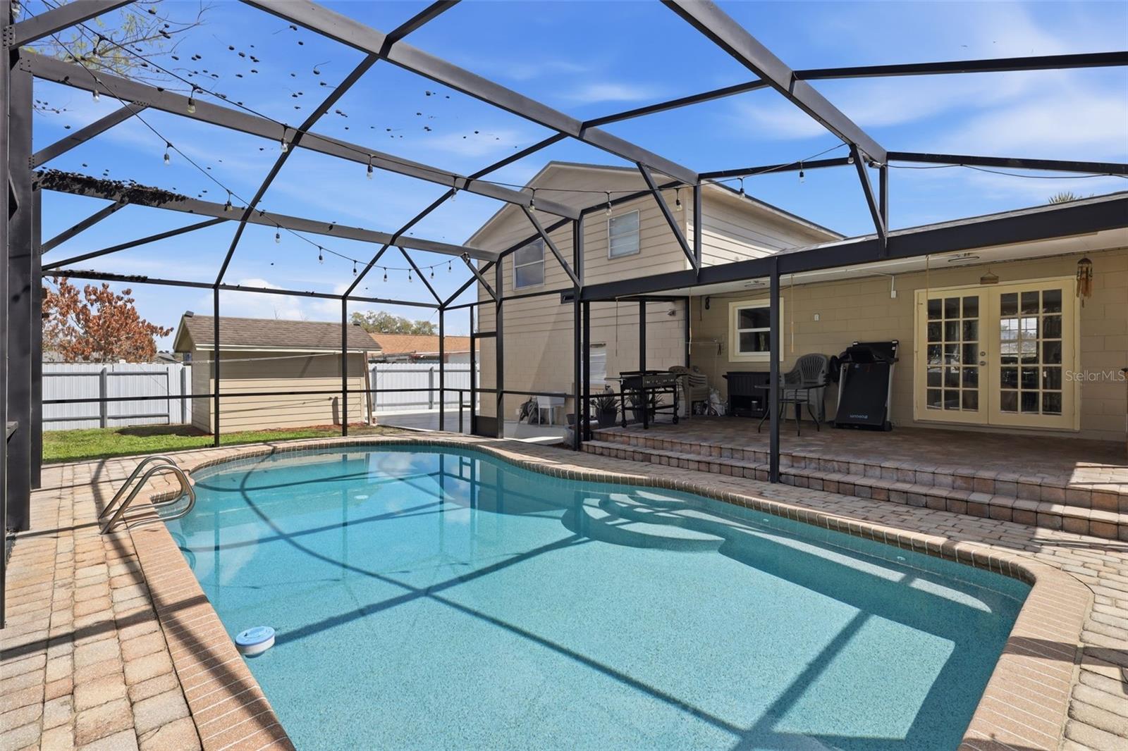 HIDDEN HOLLOW - Residential