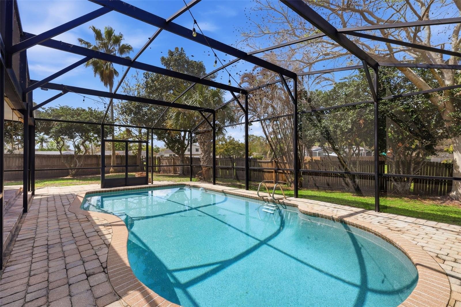 HIDDEN HOLLOW - Residential