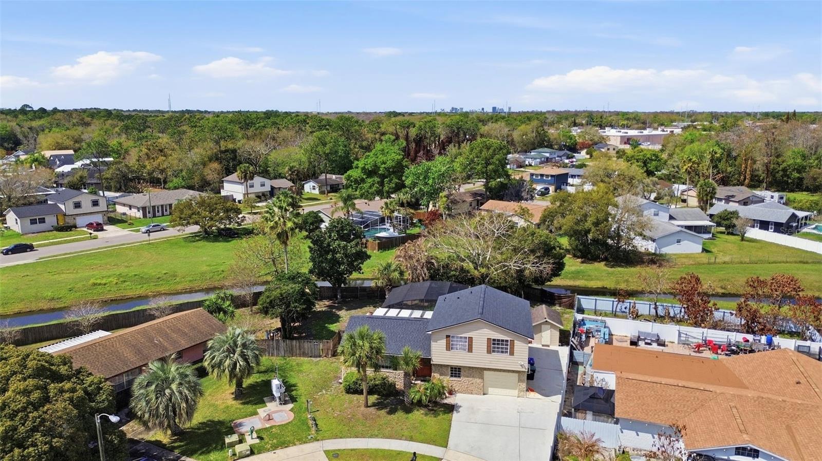 HIDDEN HOLLOW - Residential