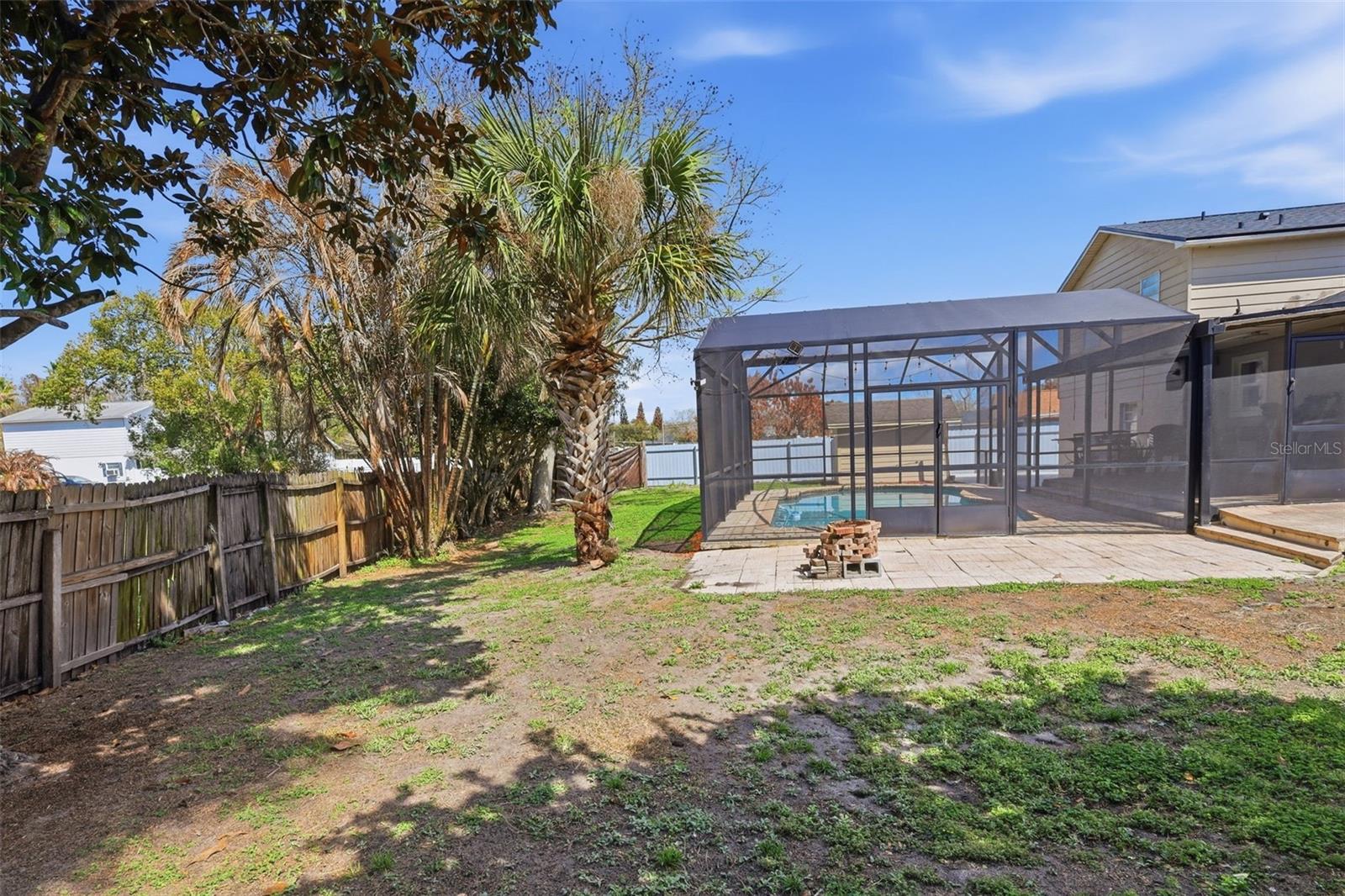 HIDDEN HOLLOW - Residential