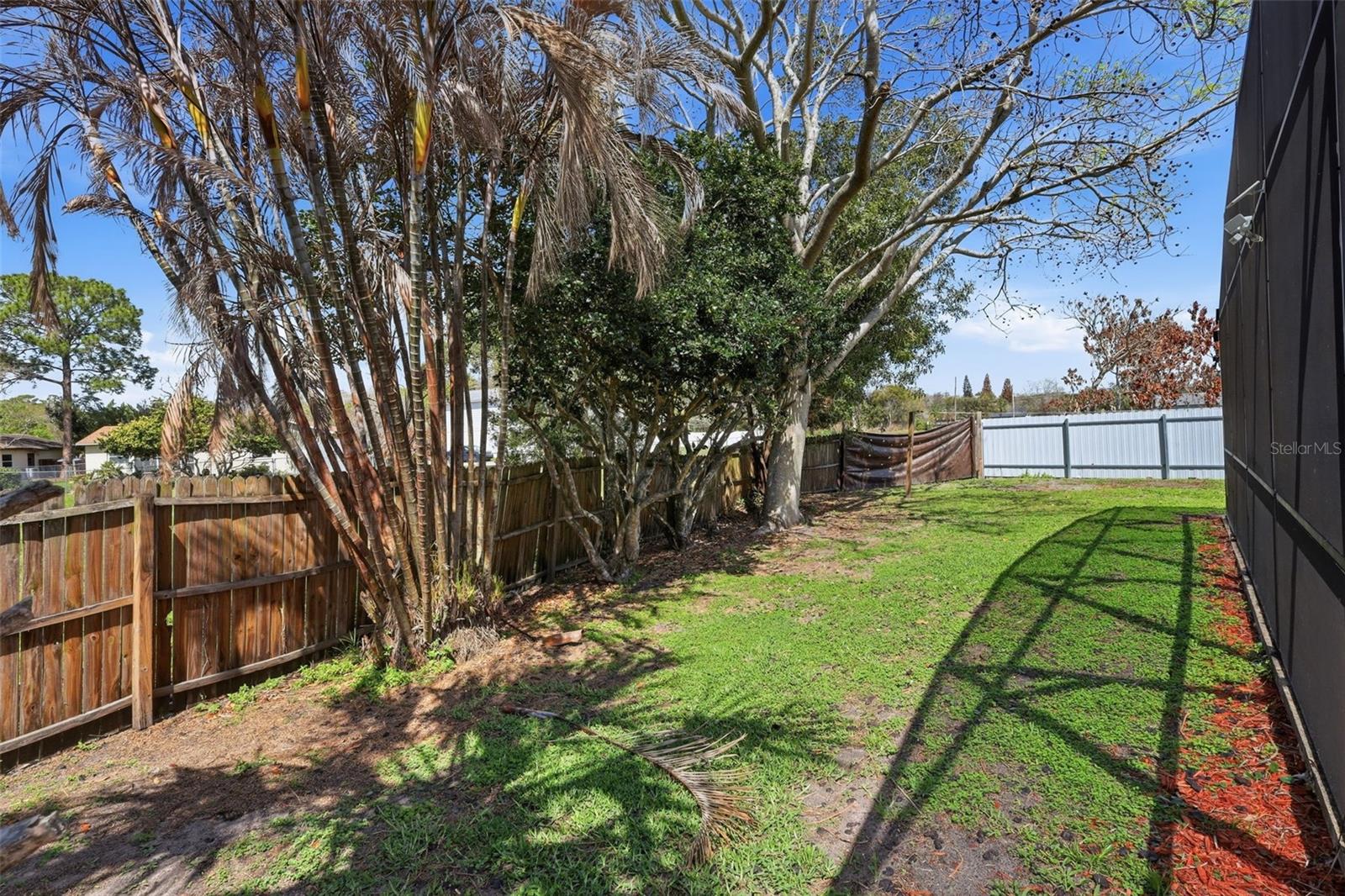 HIDDEN HOLLOW - Residential