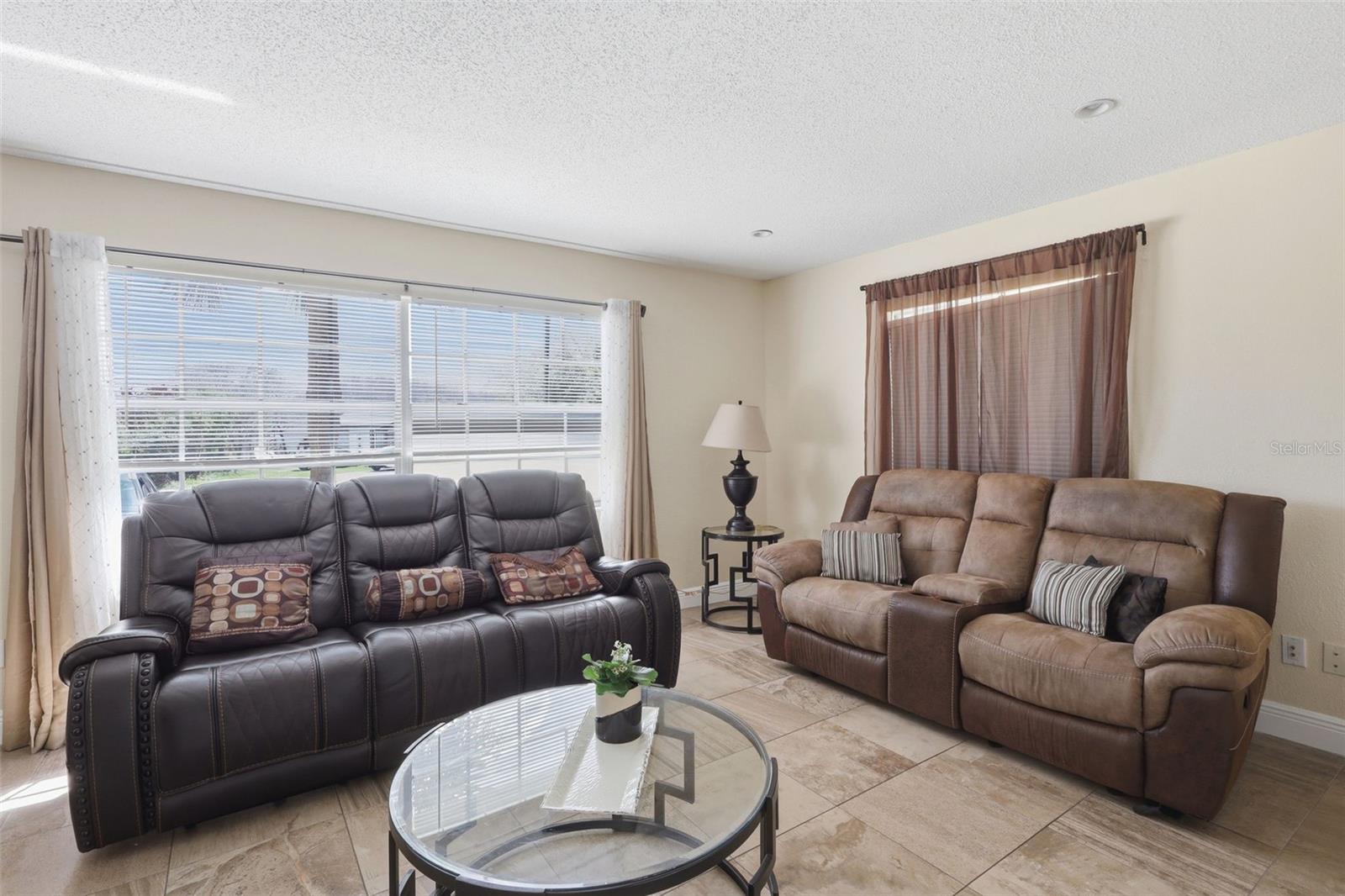 HIDDEN HOLLOW - Residential