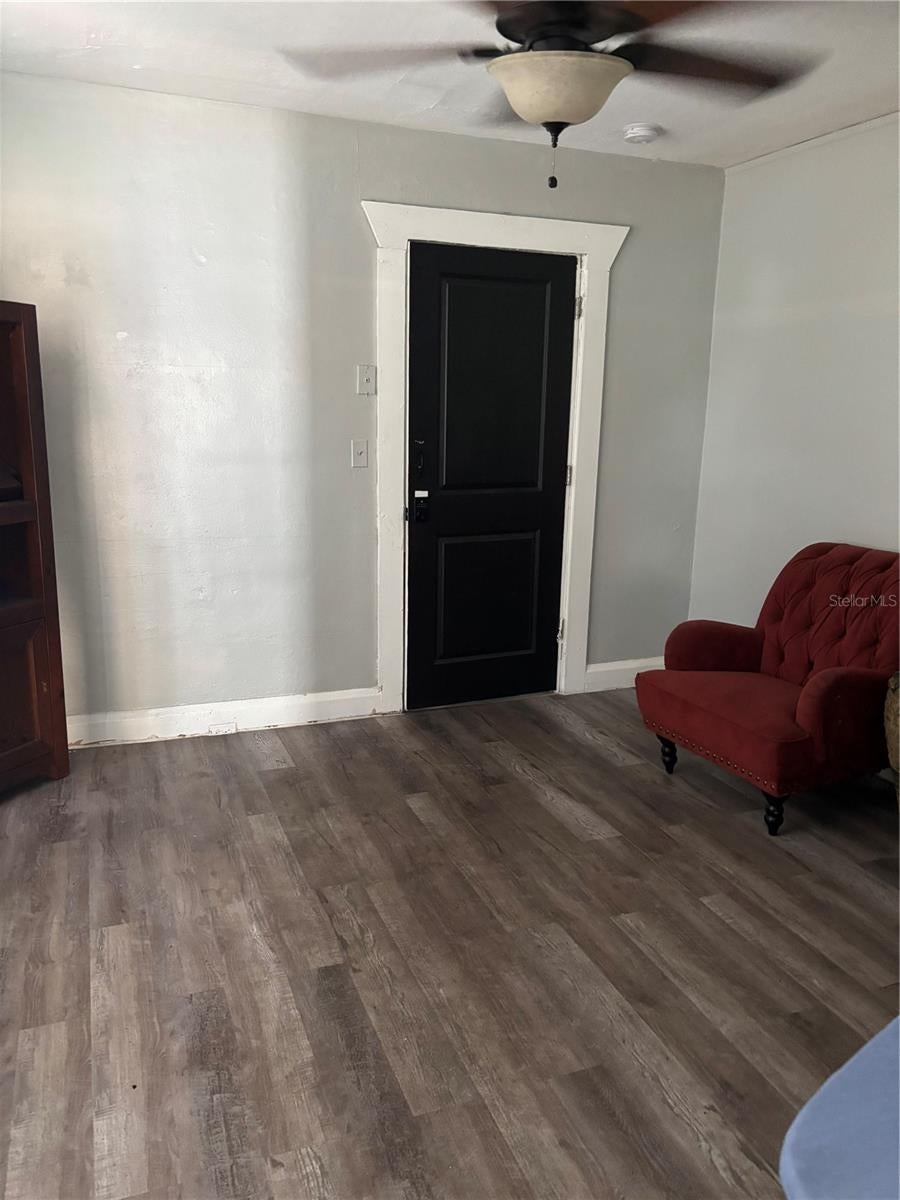 Photo of 611 N Lincoln Avenue, Lakeland, FL 33815 (MLS # L4964435)