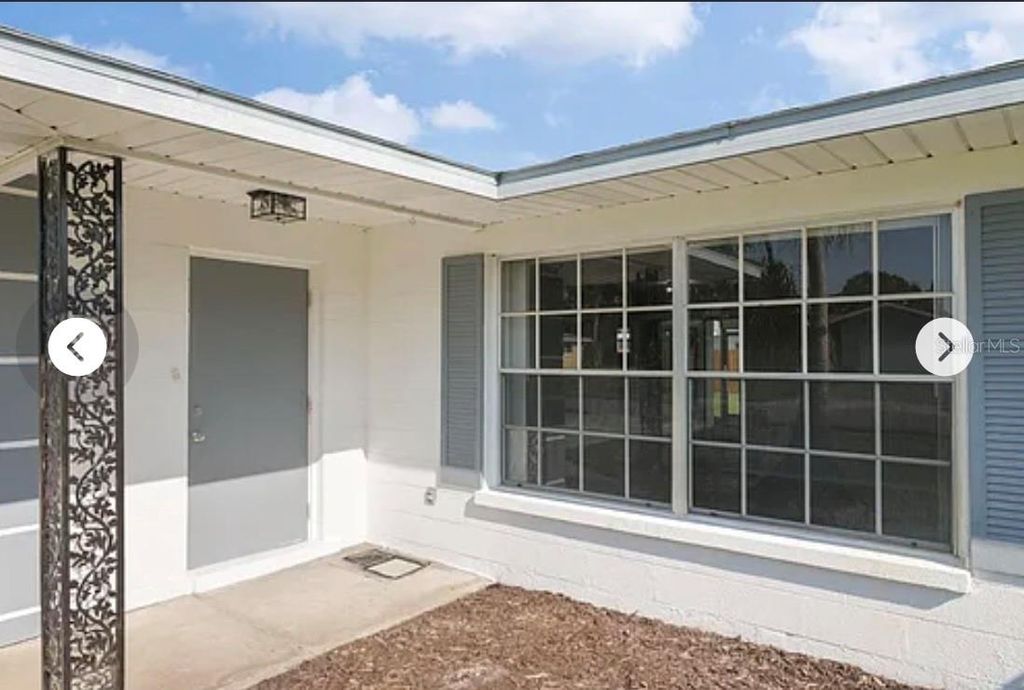 Photo of 4102 19th Avenue W, Bradenton, FL 34205 (MLS # W7883240)