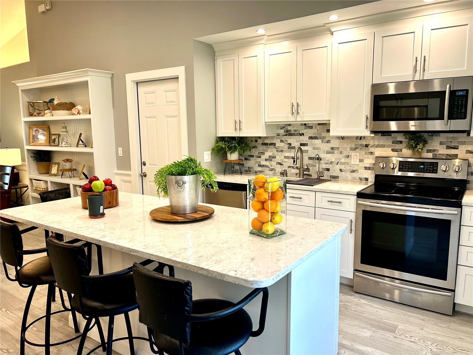 LEHIGH WOODS - Residential