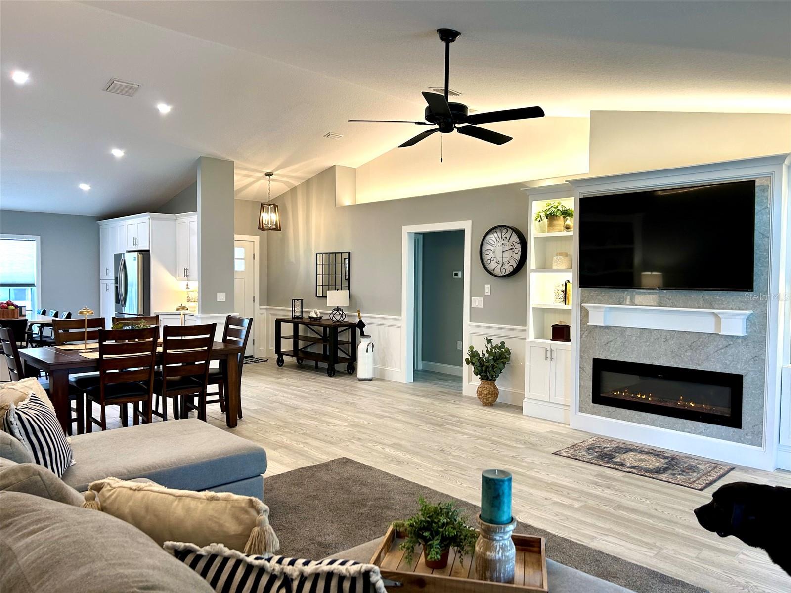 LEHIGH WOODS - Residential