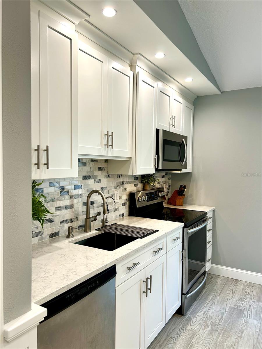 LEHIGH WOODS - Residential