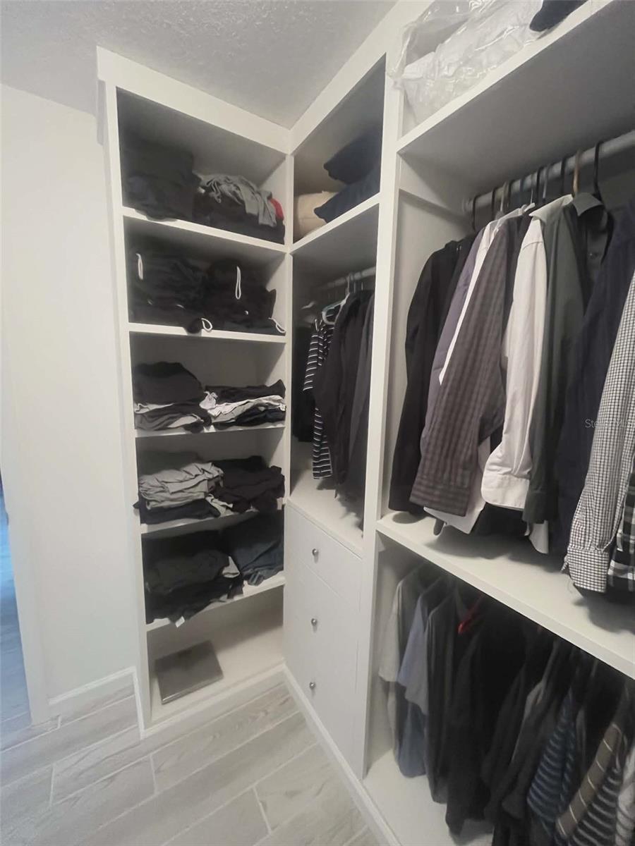 LEHIGH WOODS - Residential