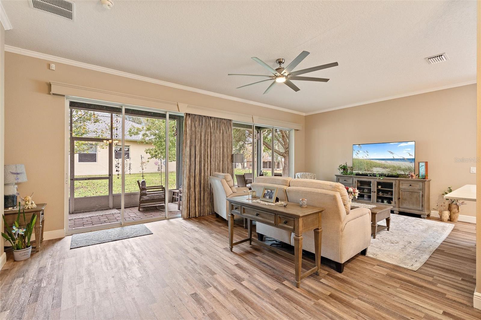 GROVELAND CASCADES GROVELAND PH 01 - Residential