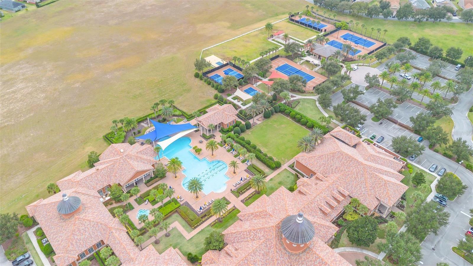 GROVELAND CASCADES GROVELAND PH 01 - Residential