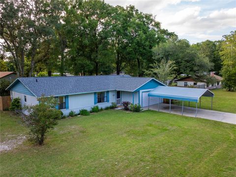 Photo of 4440 NE 24th Court, Ocala, FL 34479 (MLS # OM709595)