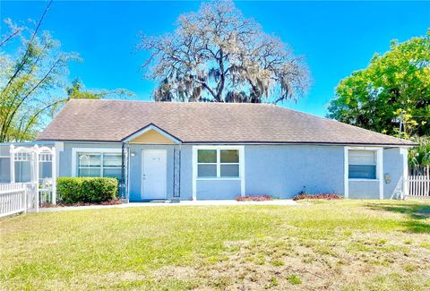 Photo of 307 S Hiawassee Road, Orlando, FL 32835 (MLS # O6293919)