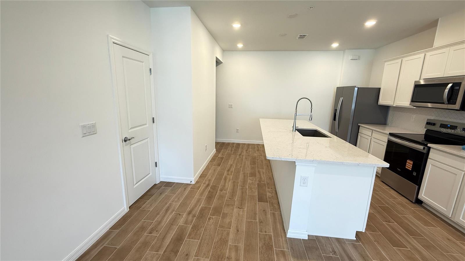 THE COVE AT NONA SOUND - Residential Lease