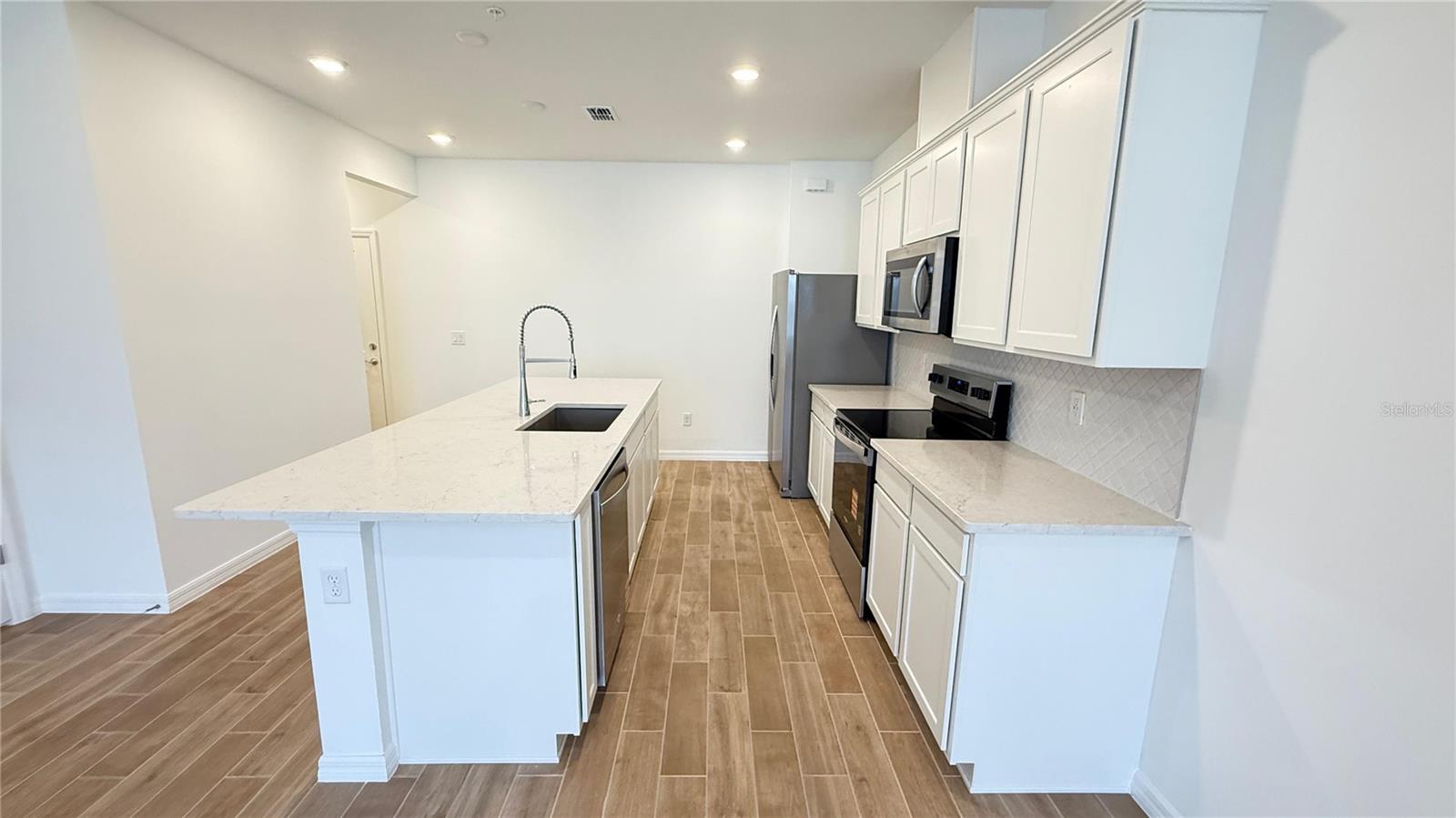 THE COVE AT NONA SOUND - Residential Lease
