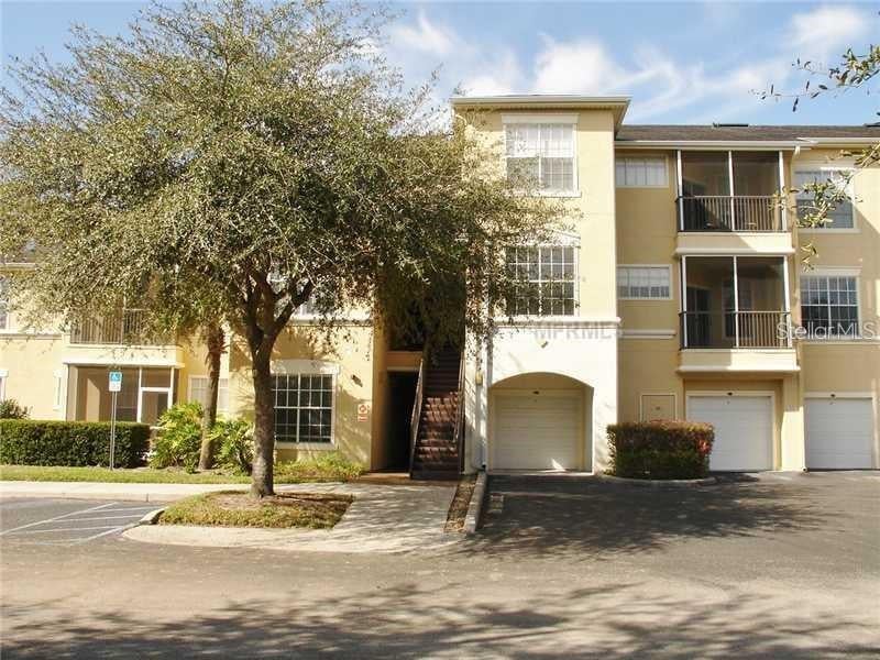 Photo of 18119 Back Stretch Lane #18119, Tampa, FL 33647 (MLS # TB8547734)