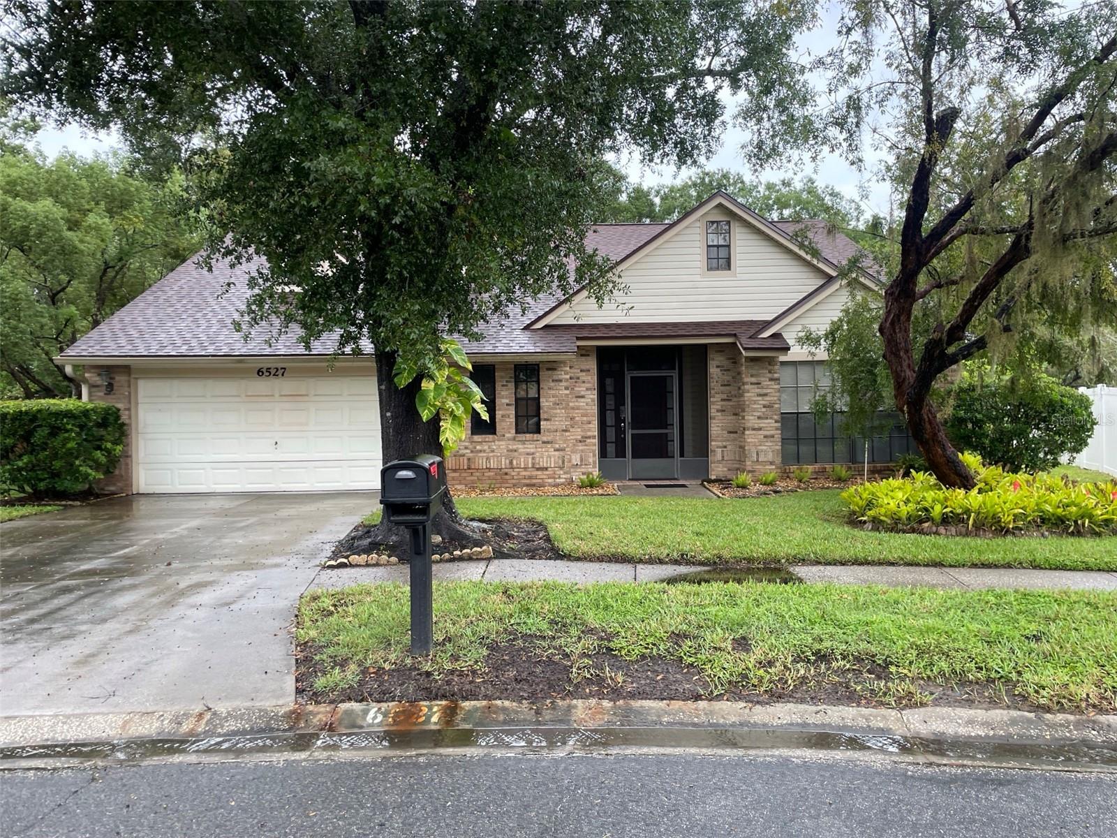 BELOW MARKET VALUE !! Lovely POOL home with SPACIOUS 3000+ sf 4 BEDROOMS 3 bath home in EAGLEBROOK. NEW
ROOF (2023) NEW HVAC (2025) This home is fully fenced and on a cul de sac that backs to conservation for extra privacy.
Huge backyard with fully screened in ground pooL, Enter though a sturdy wooden door fully protected by a screened in front porch. This home offers plenty of storage with extra linen closets, large pantry, under staircase storage and even a coat closet! Double car garage. This home has all the space you need to live comfortably inside and outside, boasting a full 4 bedrooms (one could be a study) The primary
bedroom is an ensuite on the main level with a walk in closet and soaking tub with separate shower stall and w/c. The large eat in
kitchen flows into the main entertaining space that features a double sided wood burning fireplace. Formal dining room and both a
family room and living room features plenty of livable space. Two bedrooms share a bathroom on the second floor with flex space for a
playroom or office. Mature landscaping in an established neighborhood make this home a real must see.
Convenient to all major highways, shopping, schools and restaurants. Below market value for a quick sale, do not wait.