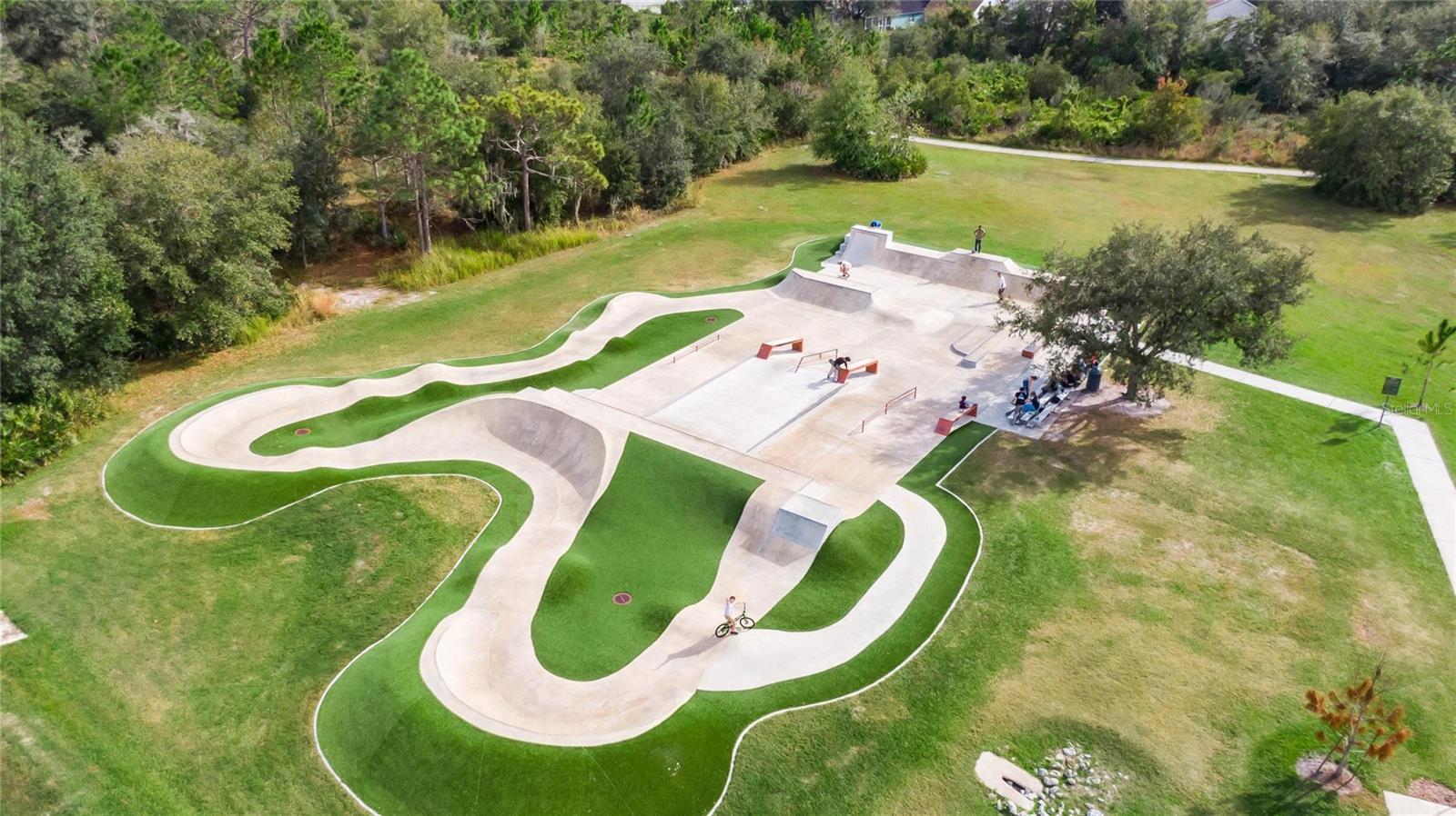 FISHHAWK RANCH - Residential