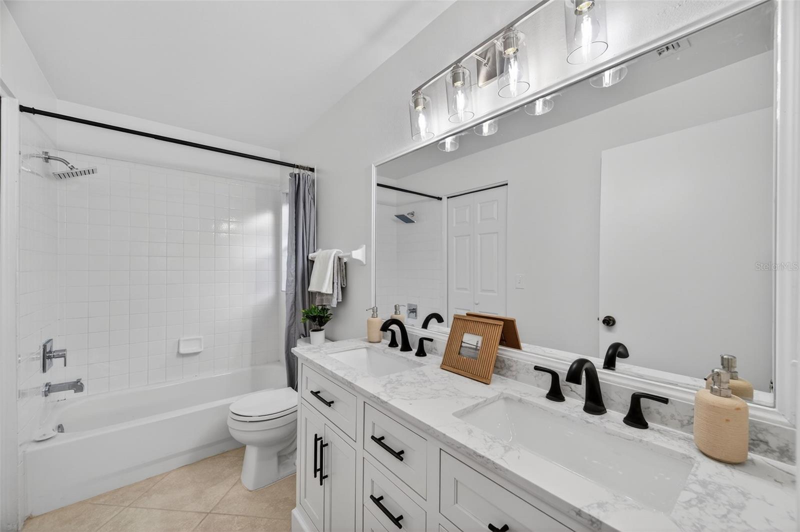 SUMMERFIELD VILLAGE II TR 3 - Residential