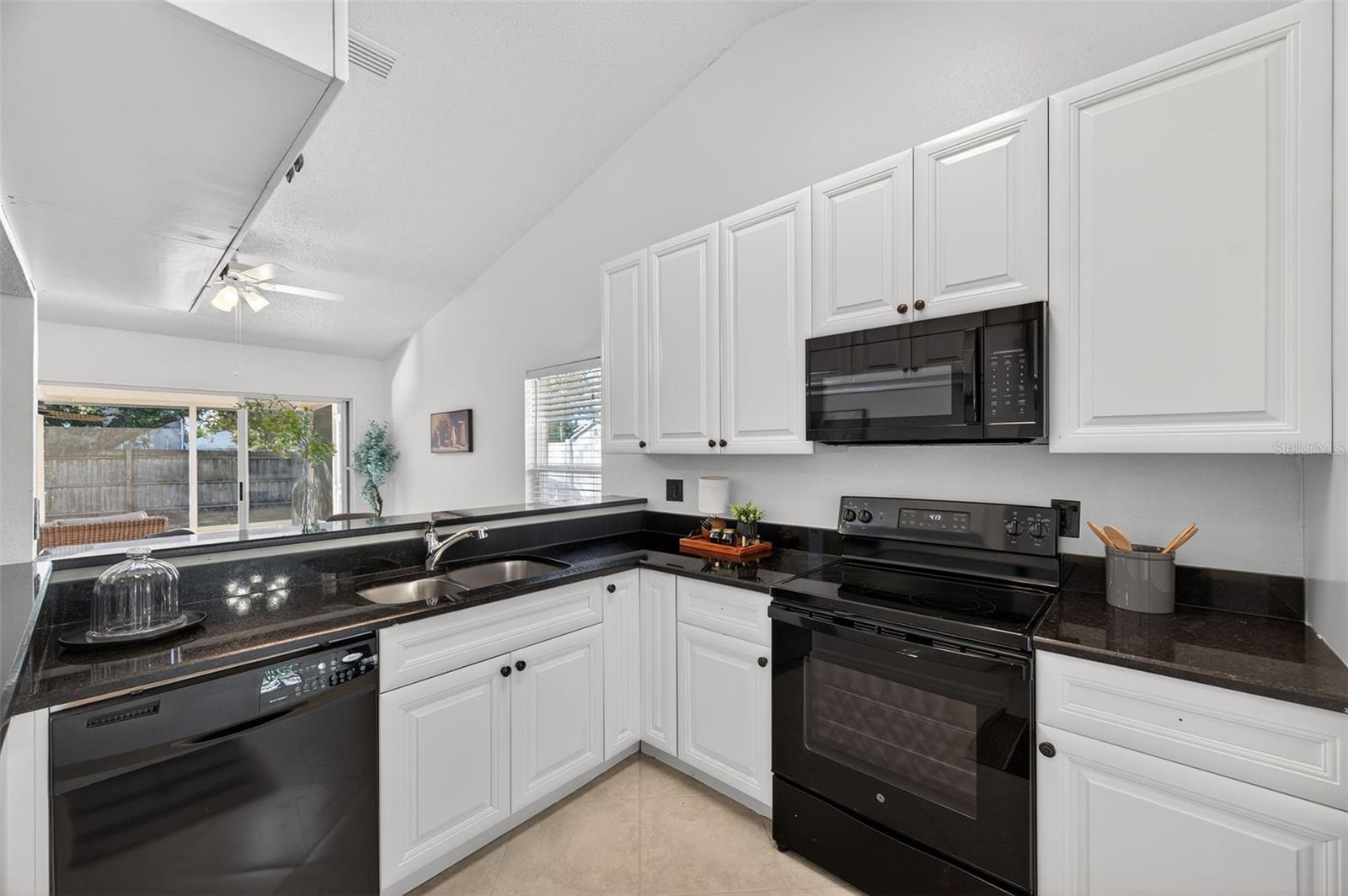 SUMMERFIELD VILLAGE II TR 3 - Residential