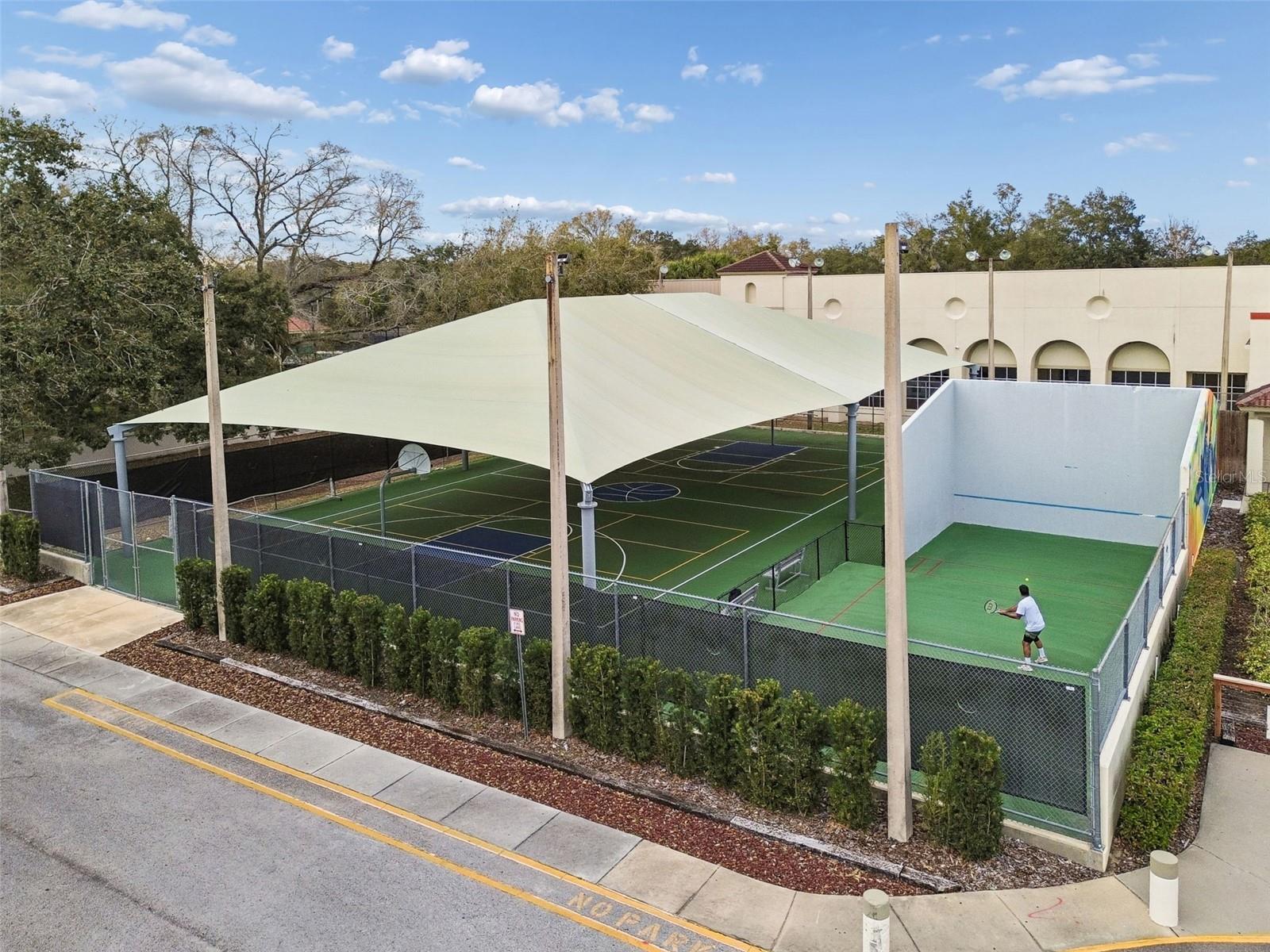 TEMPLE TERRACE ESTATES - Residential