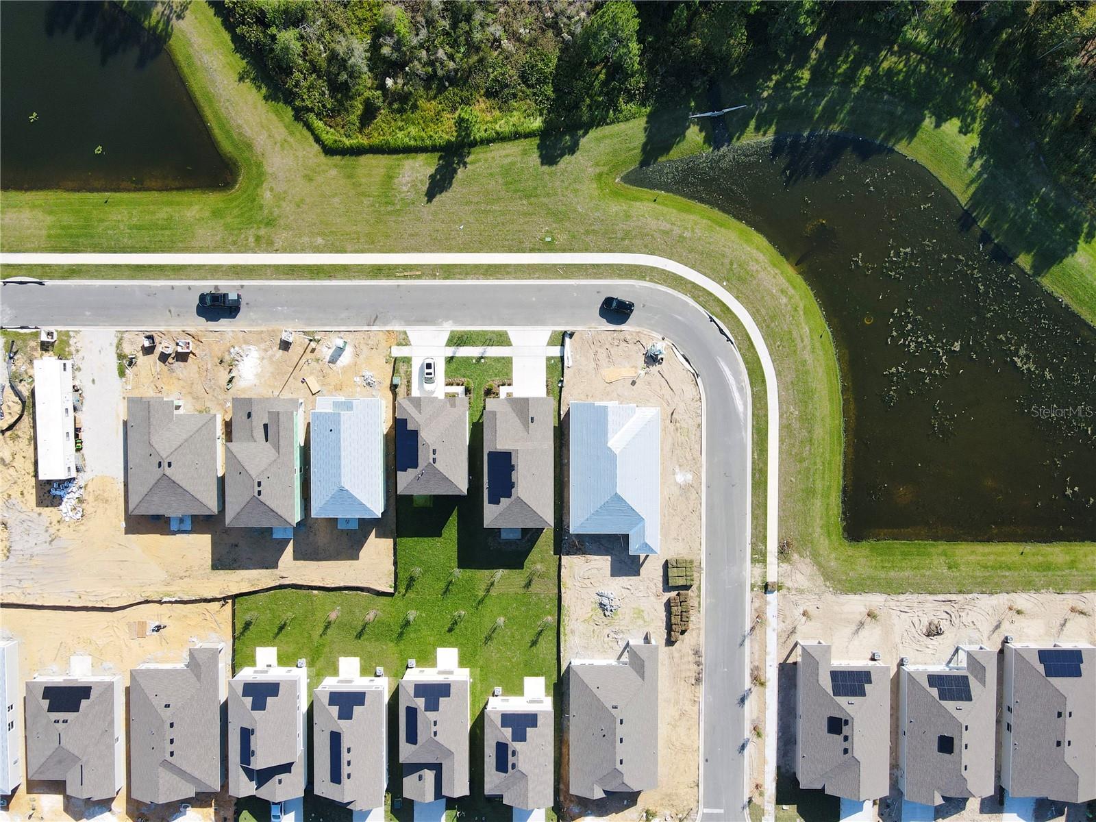 ASTONIA 40S - Residential Lease